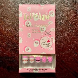 Red Aspen Nail Dash “Nancy made the nice list” Petite - NEW IN BOX